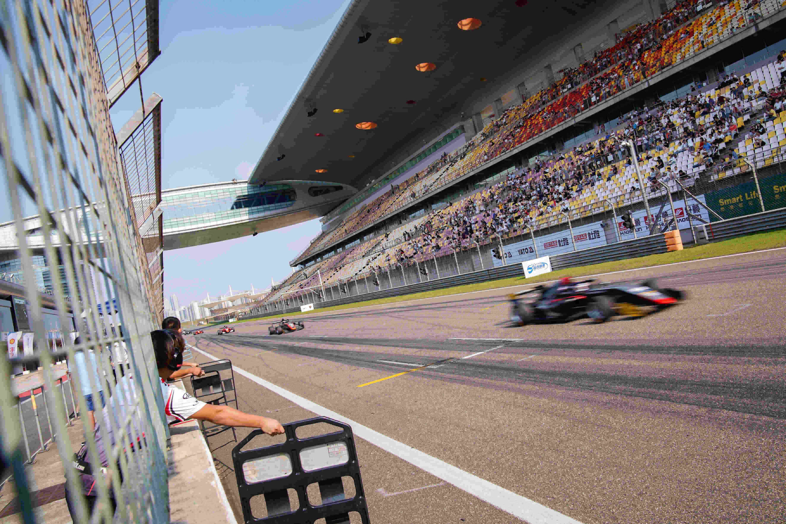 F3AC_Shanghai-action2.jpg
