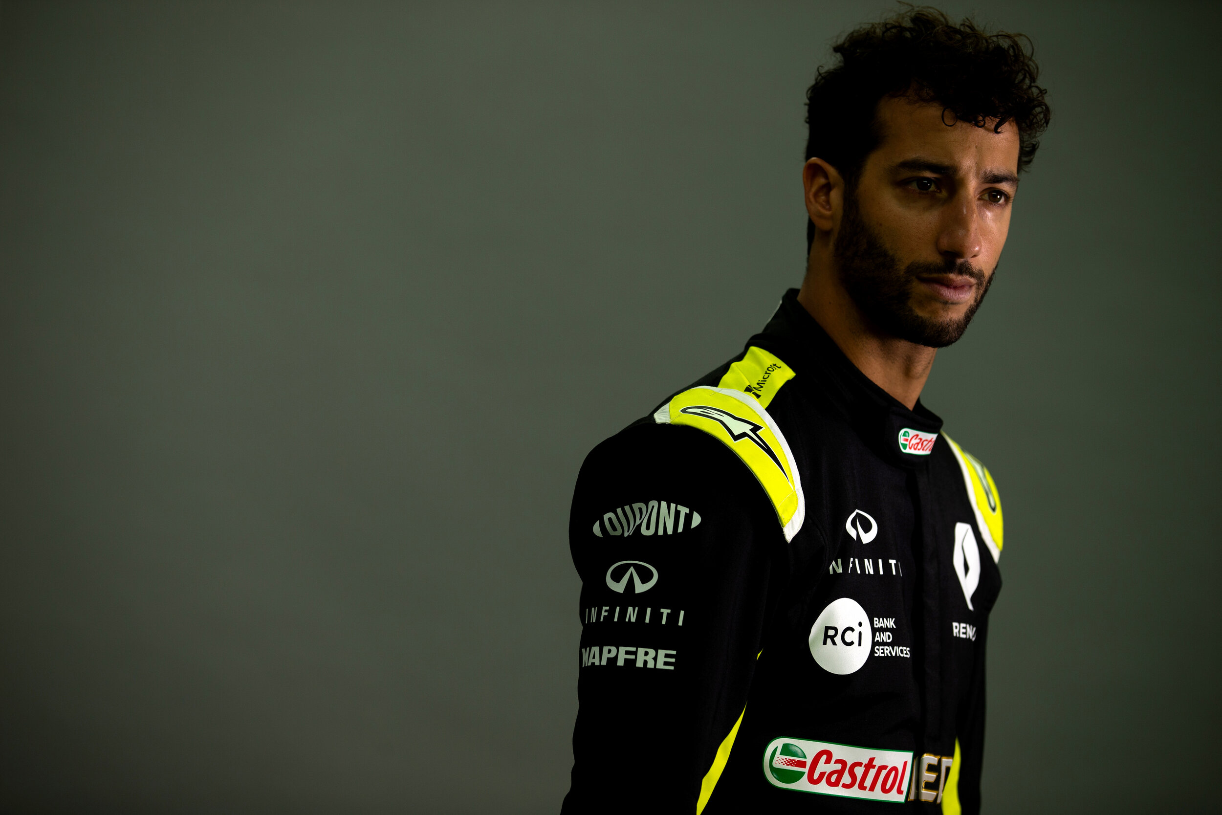 Daniel Ricciardo leaves Renault F1 team.