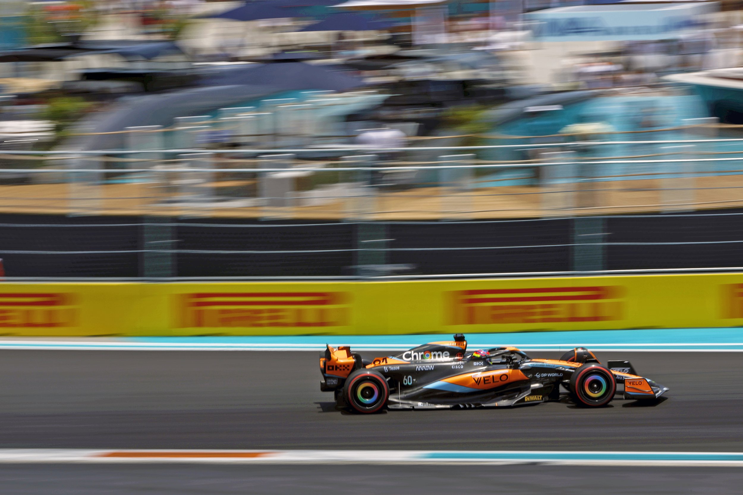 Oscar Piastri says McLaren struggling in hot conditions