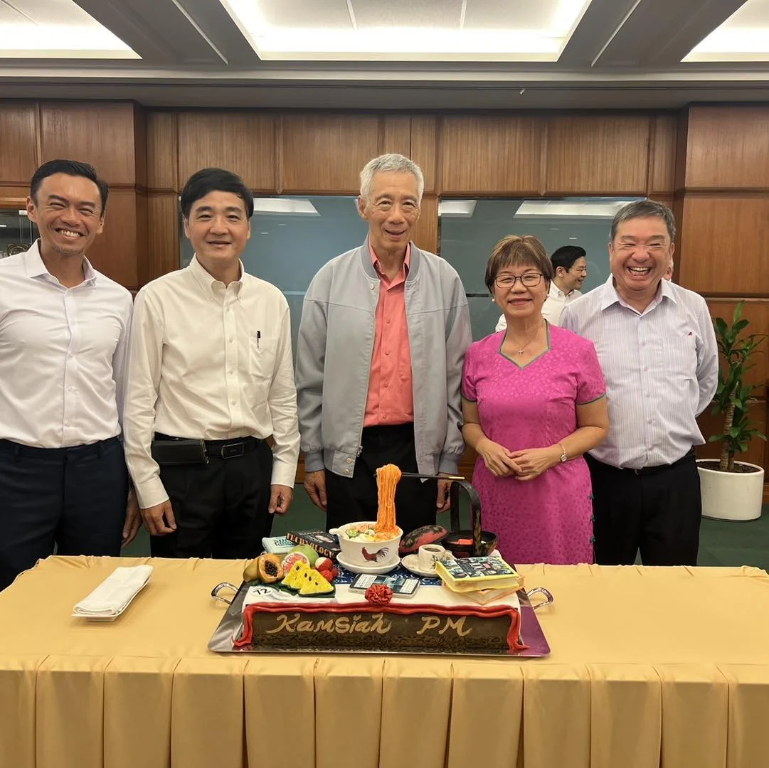 Cake Cutting with PM Lee