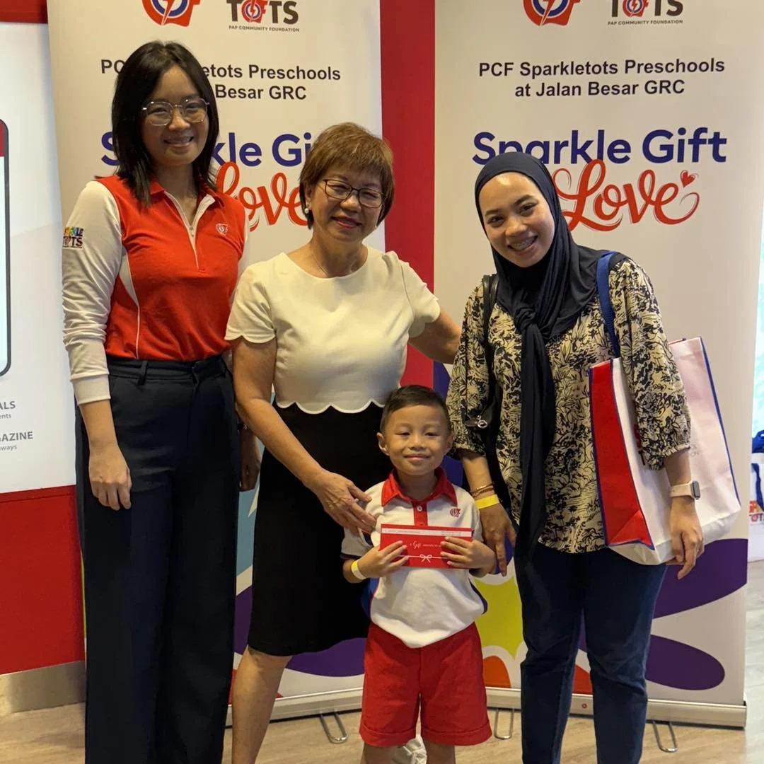 Sparkle Gift of Love Programme - 6.jpg