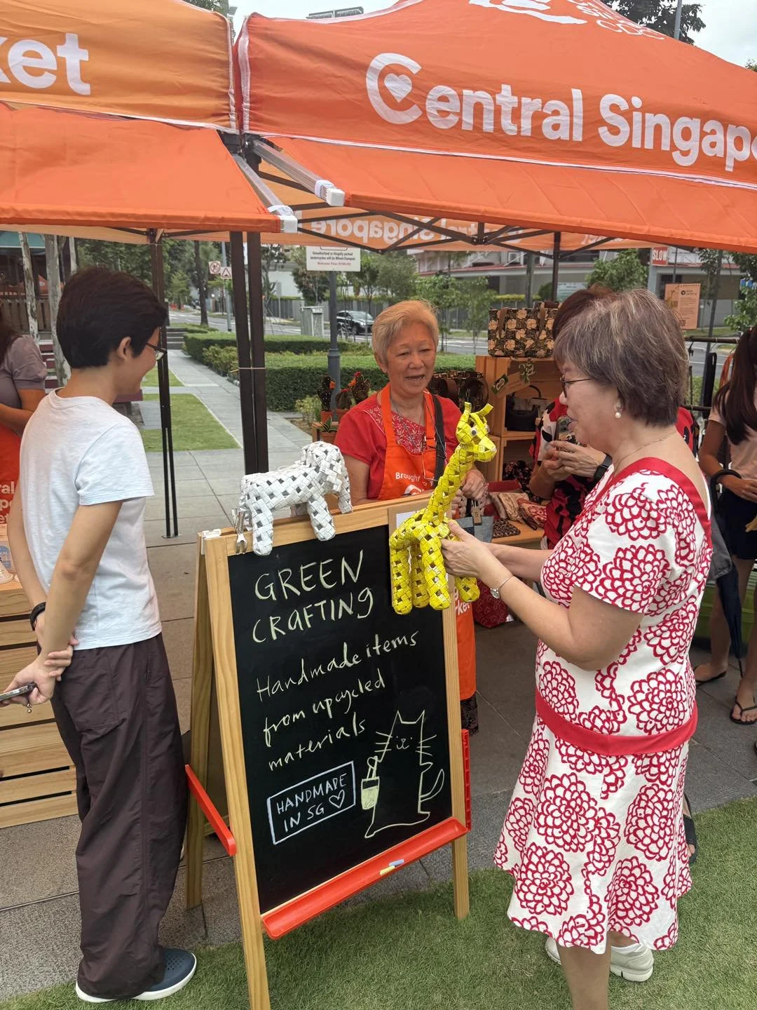Central Singapore Market @ Zhongshan Park