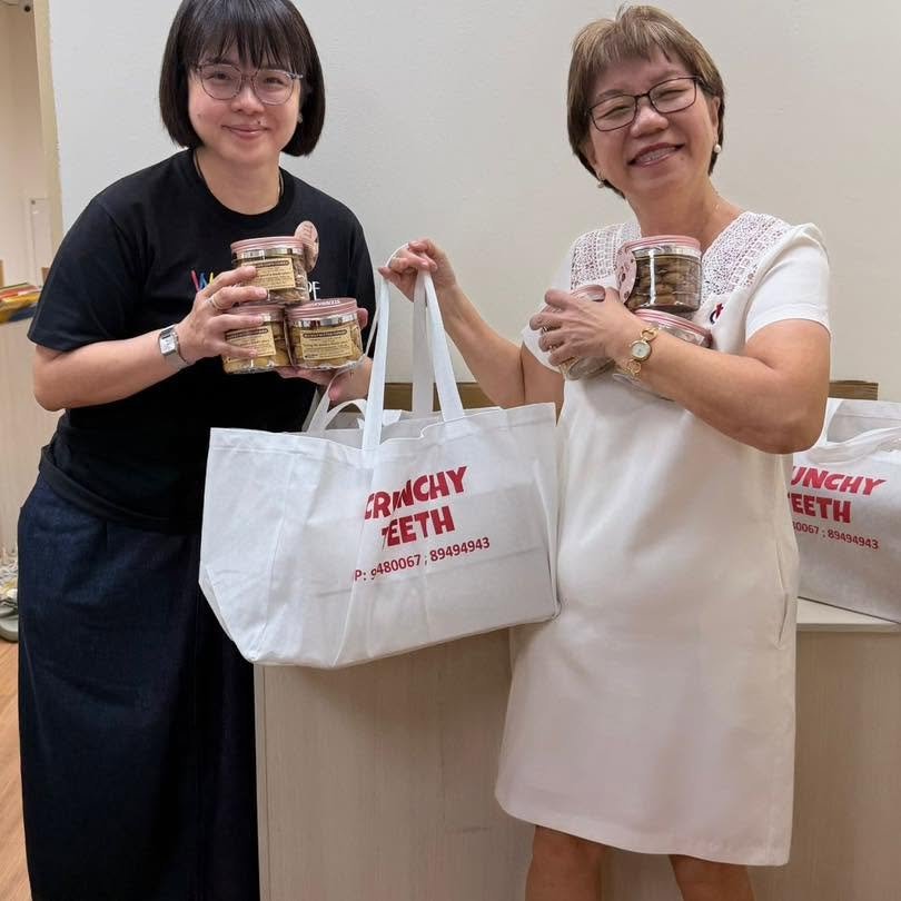 Kampong Glam MPS with Crunchy Teeth Treats 