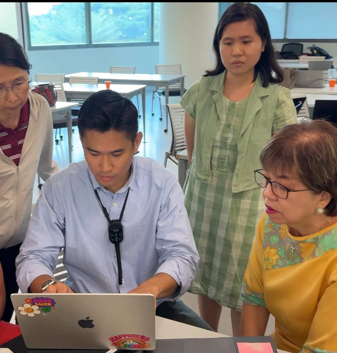Free Community AI Clinics to Central District Residents - 1.jpeg
