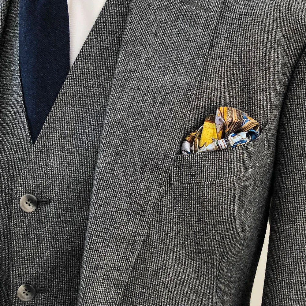 Palazzo-Colonna-Pocket-Square-Fold-1.jpg