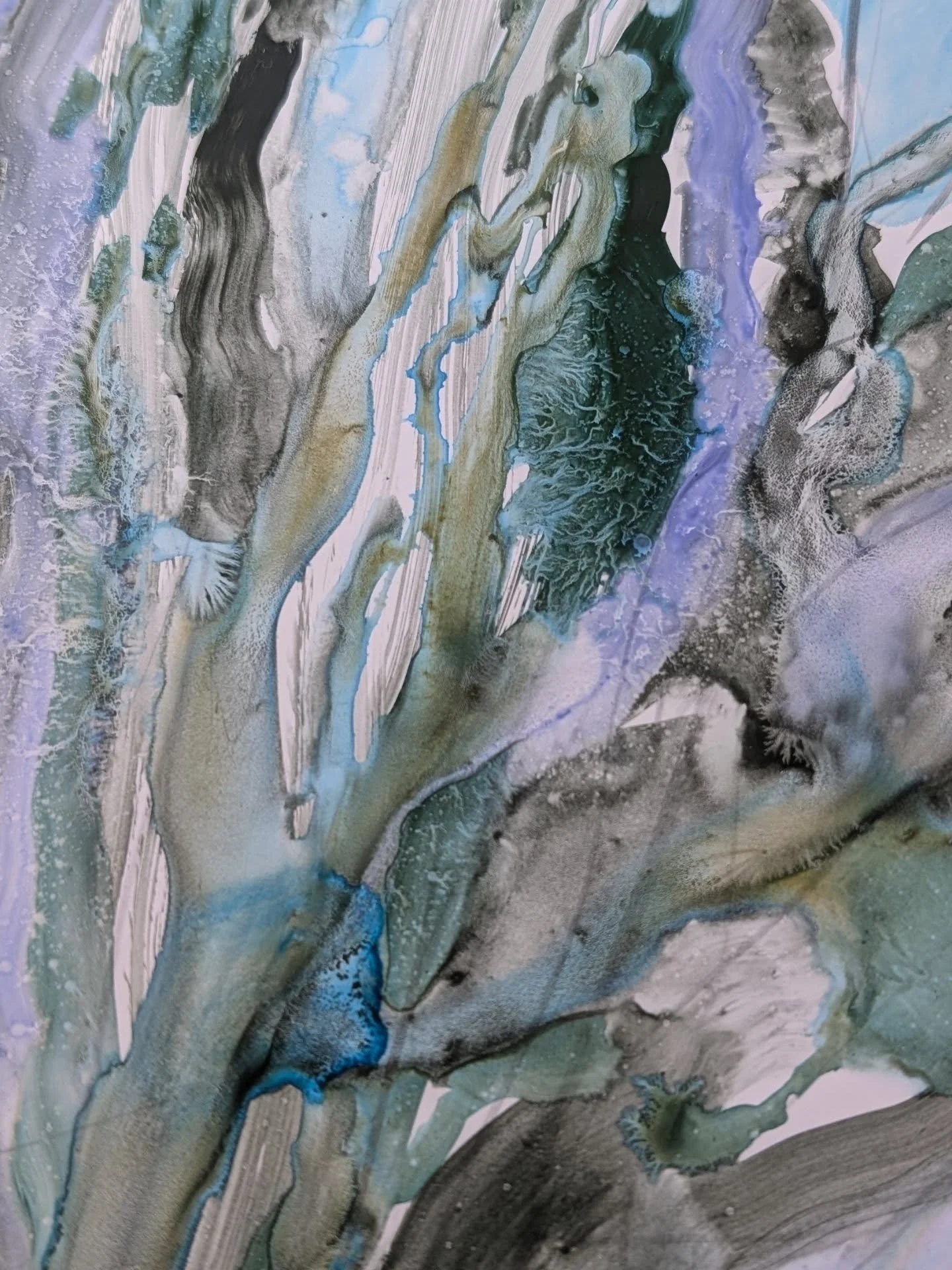 Beautiful texture reveals itself on Yupo, in one of our exercises from this week's art retreat in Tucson. For some of my students this was their favourite activity of the week!
If you'd like to join me at an art retreat, visit my website to sign up f