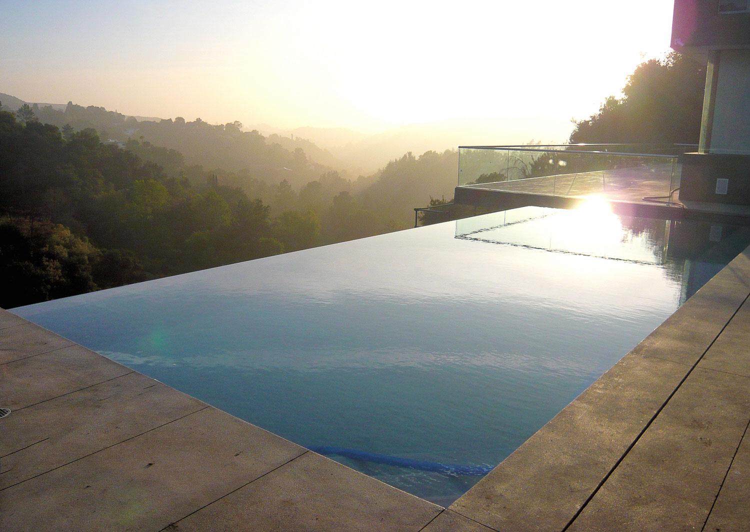jenkala-pool-to-canyon_WEB.jpg