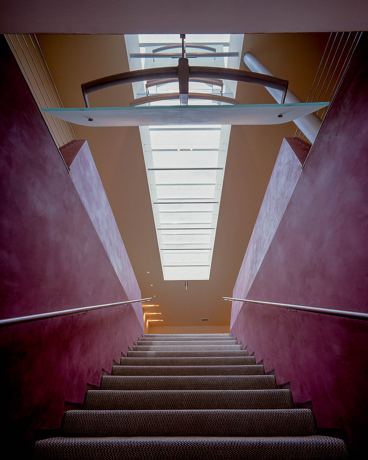 usm-up-stair_WEB.jpg