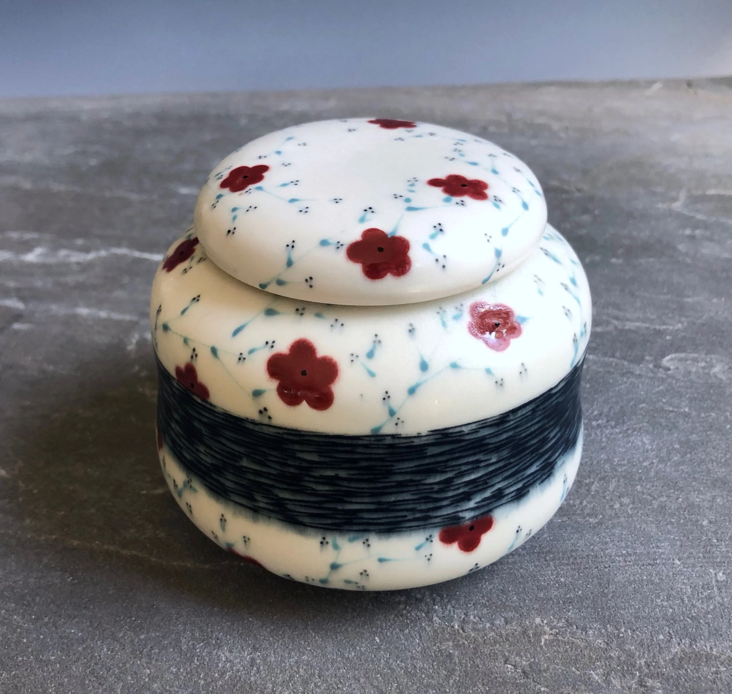 Red Blossom Ginger Jar