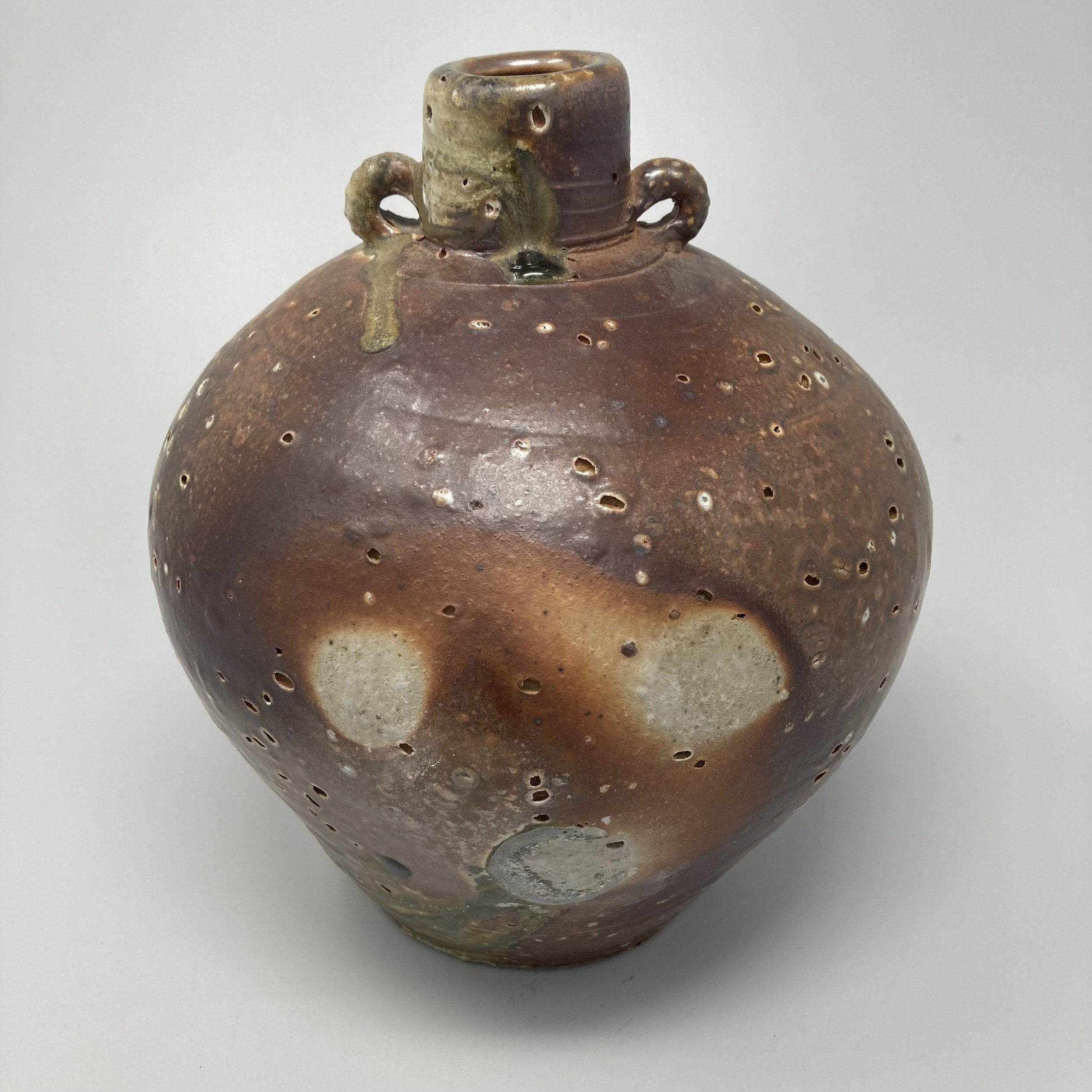 Vase-burnout-2handles_6348.jpg