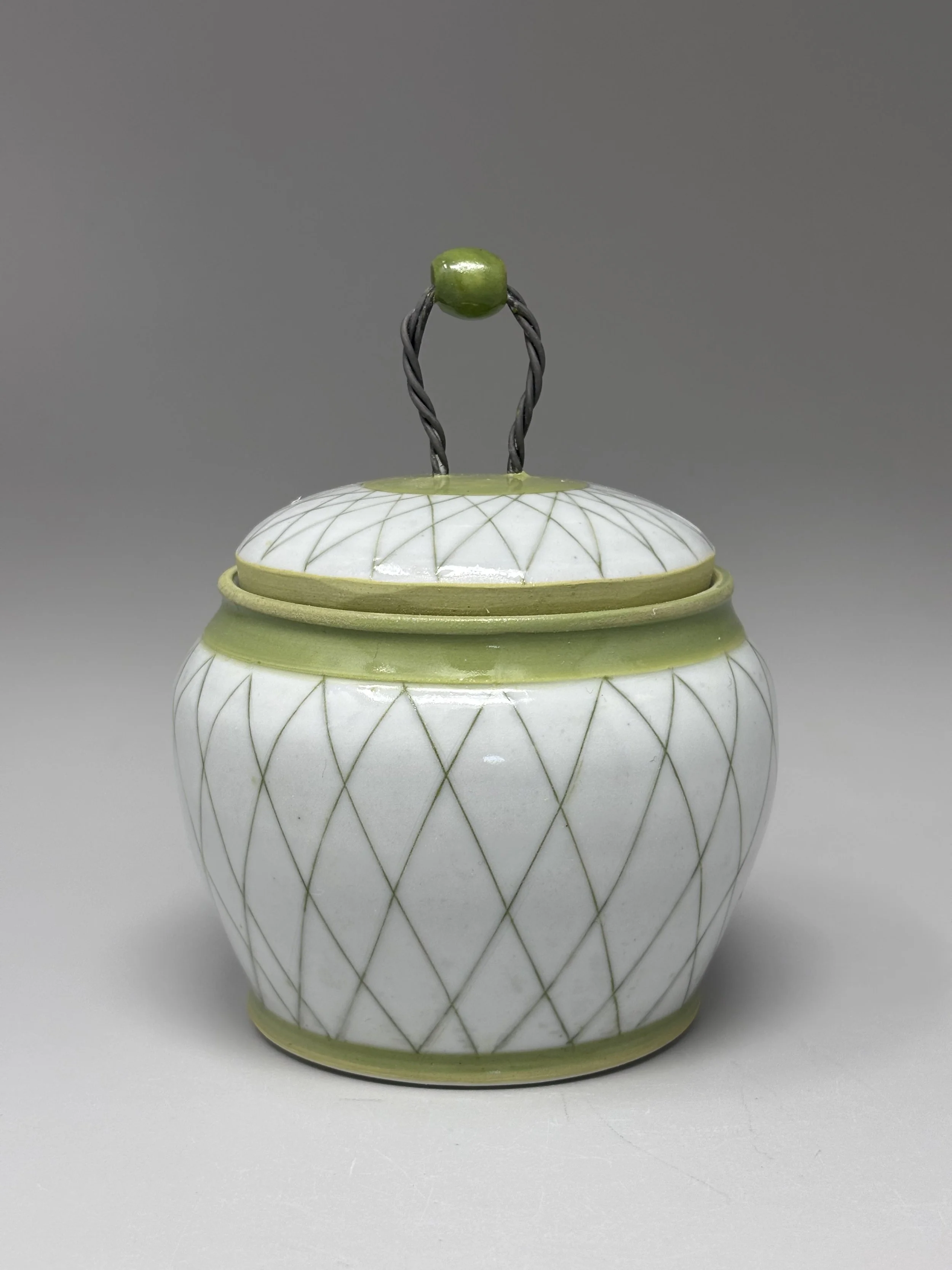 Lidded jar, twisted wire/bead handle