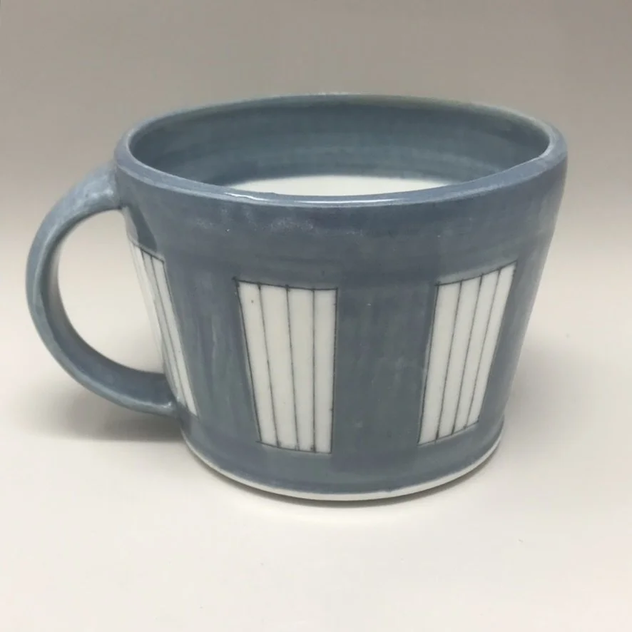 Short Mug with Denim Blue color blocks