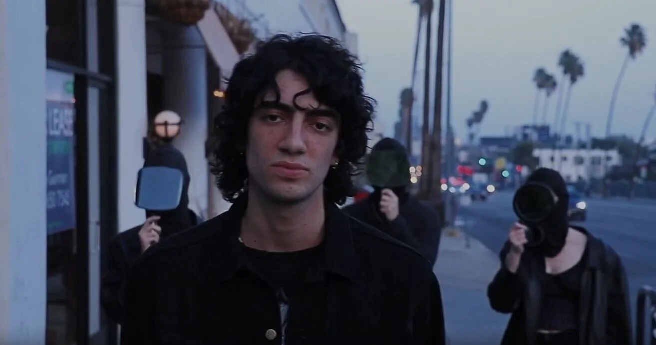 Urns &amp; Argyles Share Music Video For Debut Single 'Elsewhere'