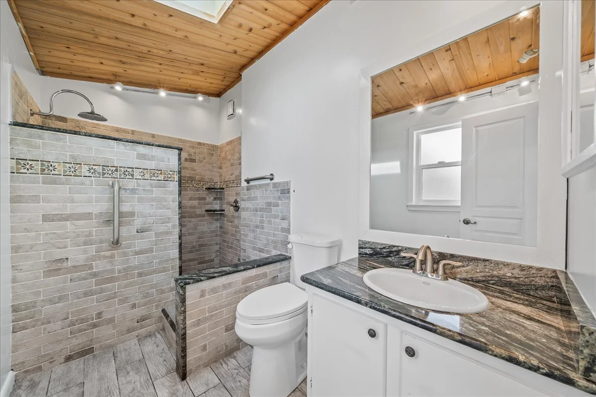 primary bath 1.jpg