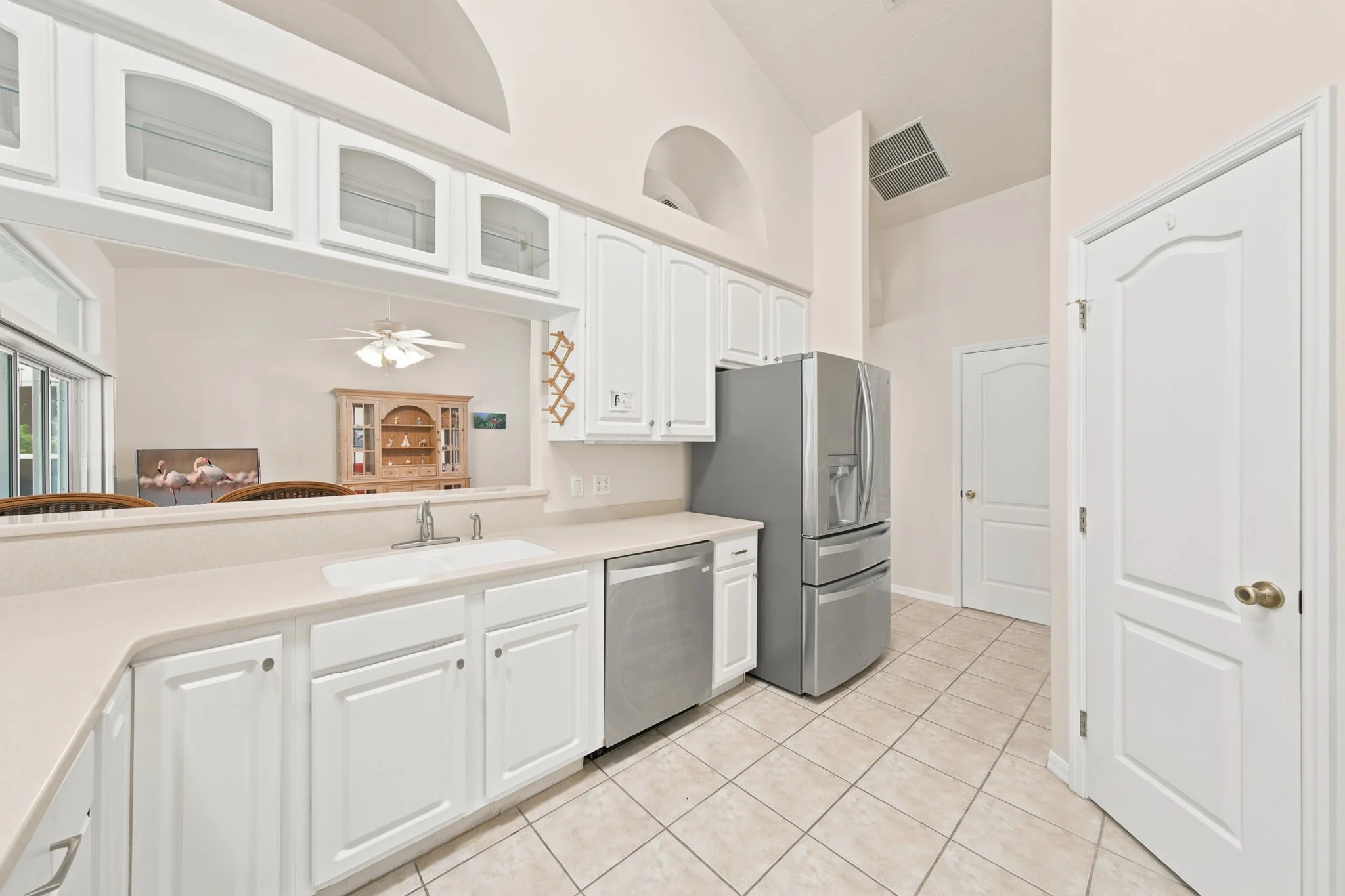 kitchen 1.jpg