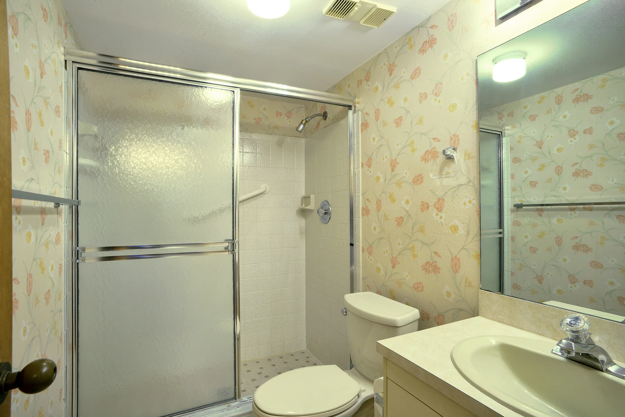 guest bath.jpg