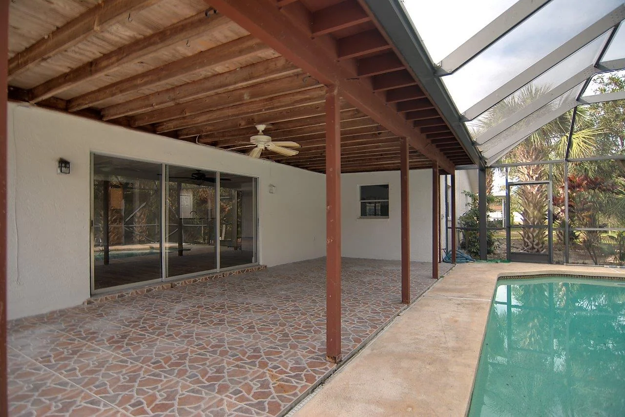 porch (15).jpg