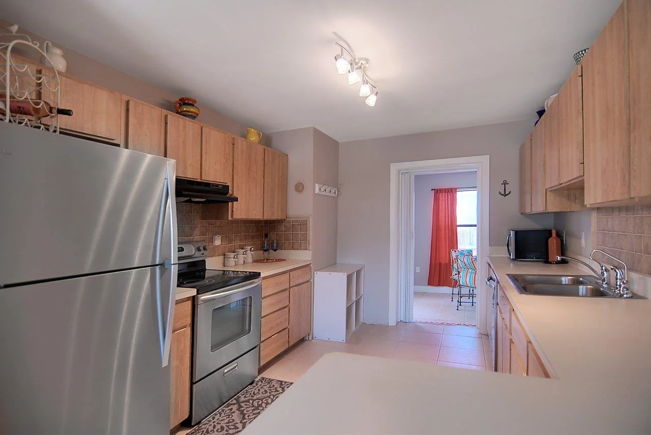 kitchen 1 (3).jpg