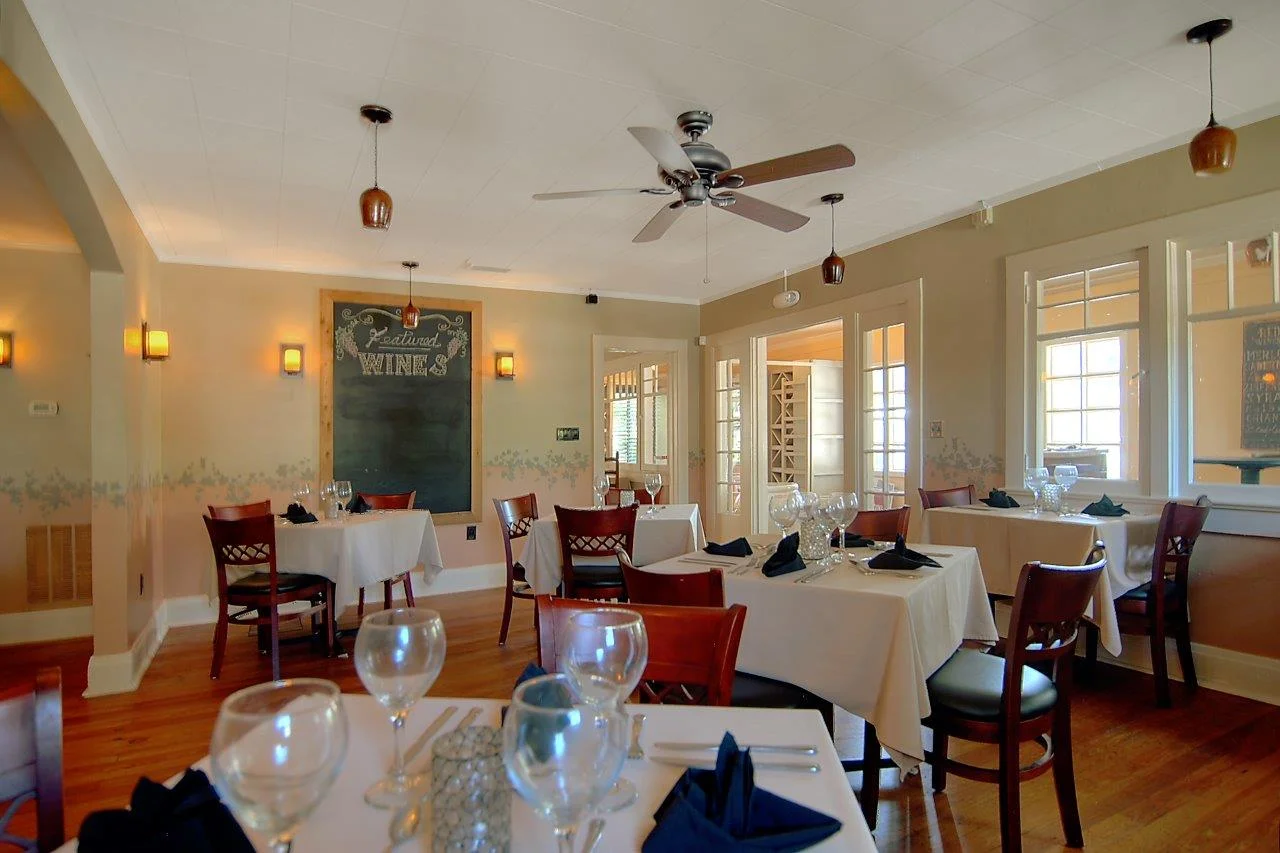 dining 2.jpg