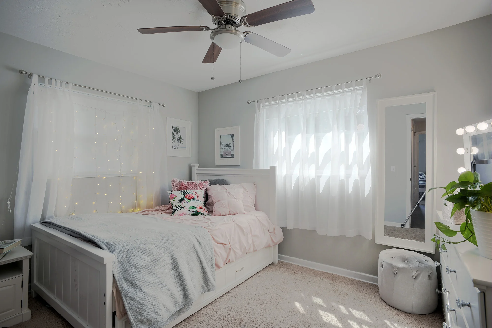 guest bed 1.jpg
