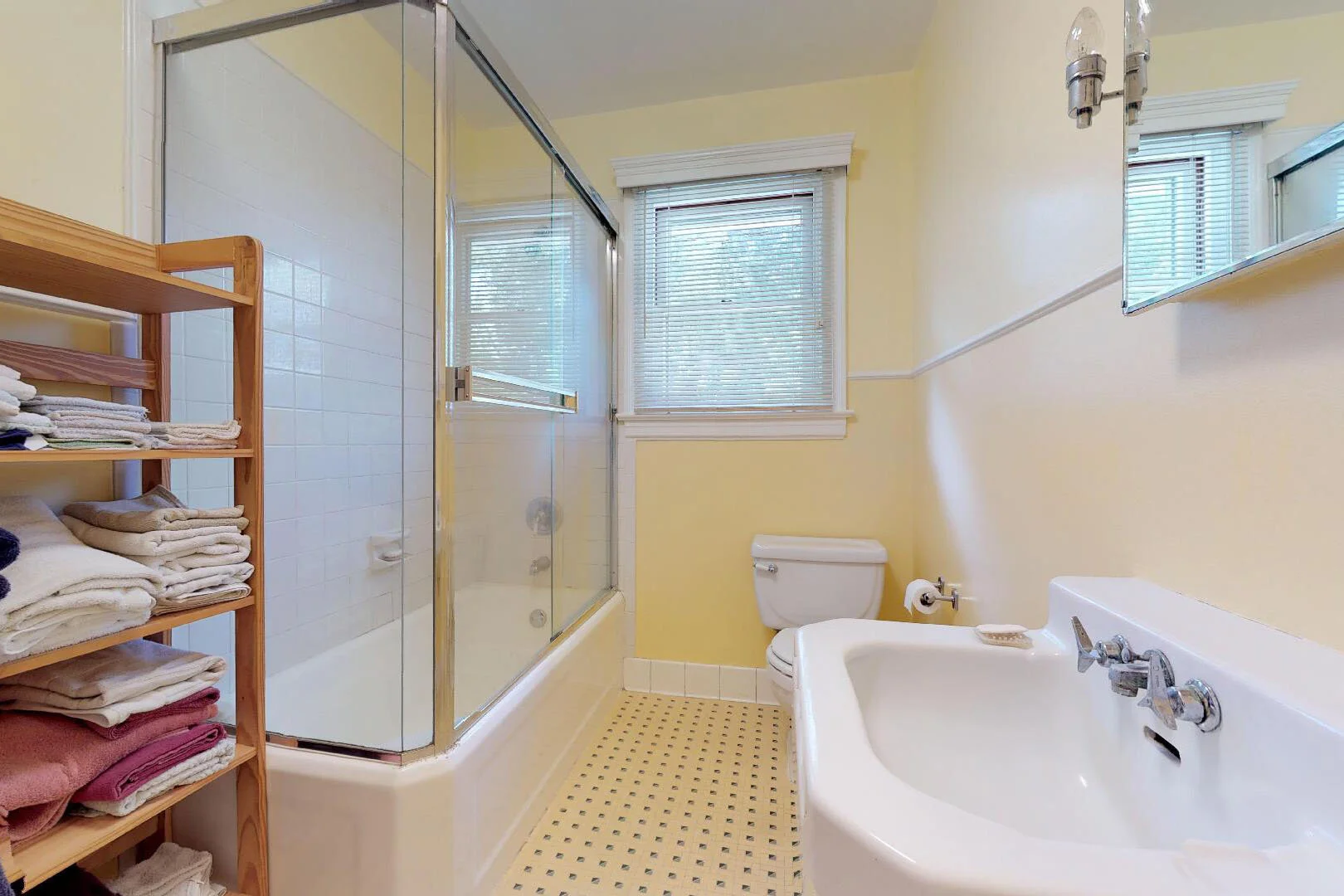 2nd floor master bath.jpg