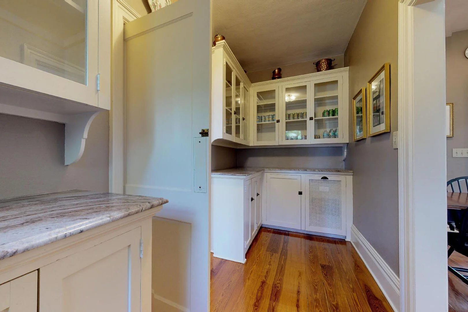 kitchen pantry.jpg