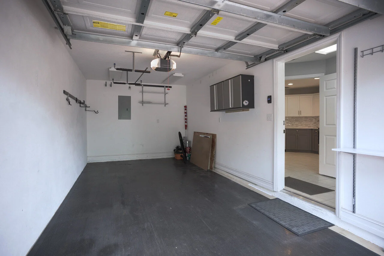 garage.jpeg