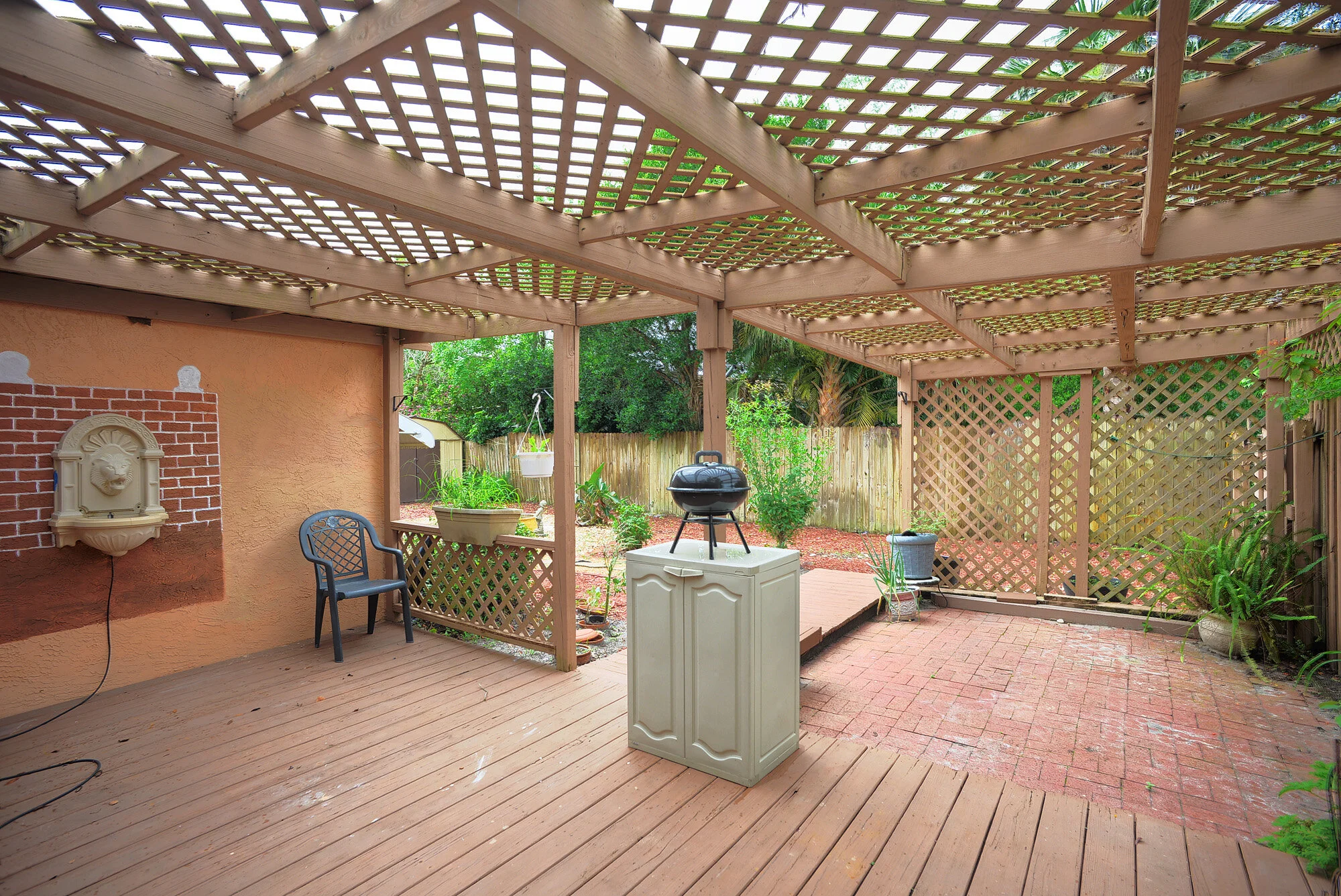 view gazebo.jpg