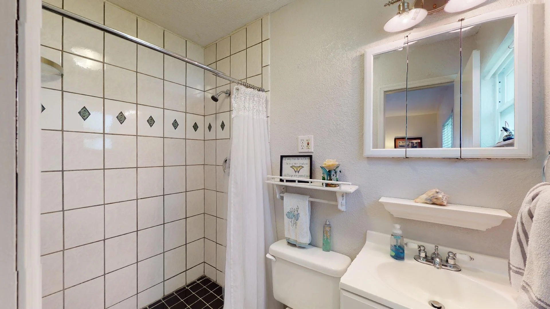 master bath'.jpg