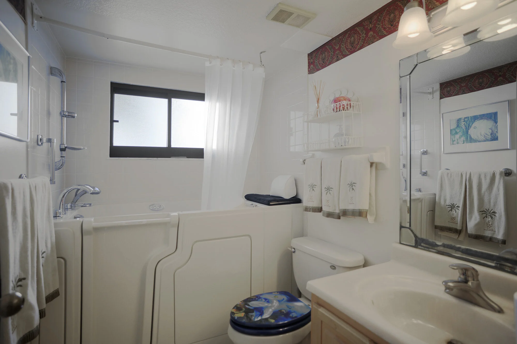 guest bath.jpg