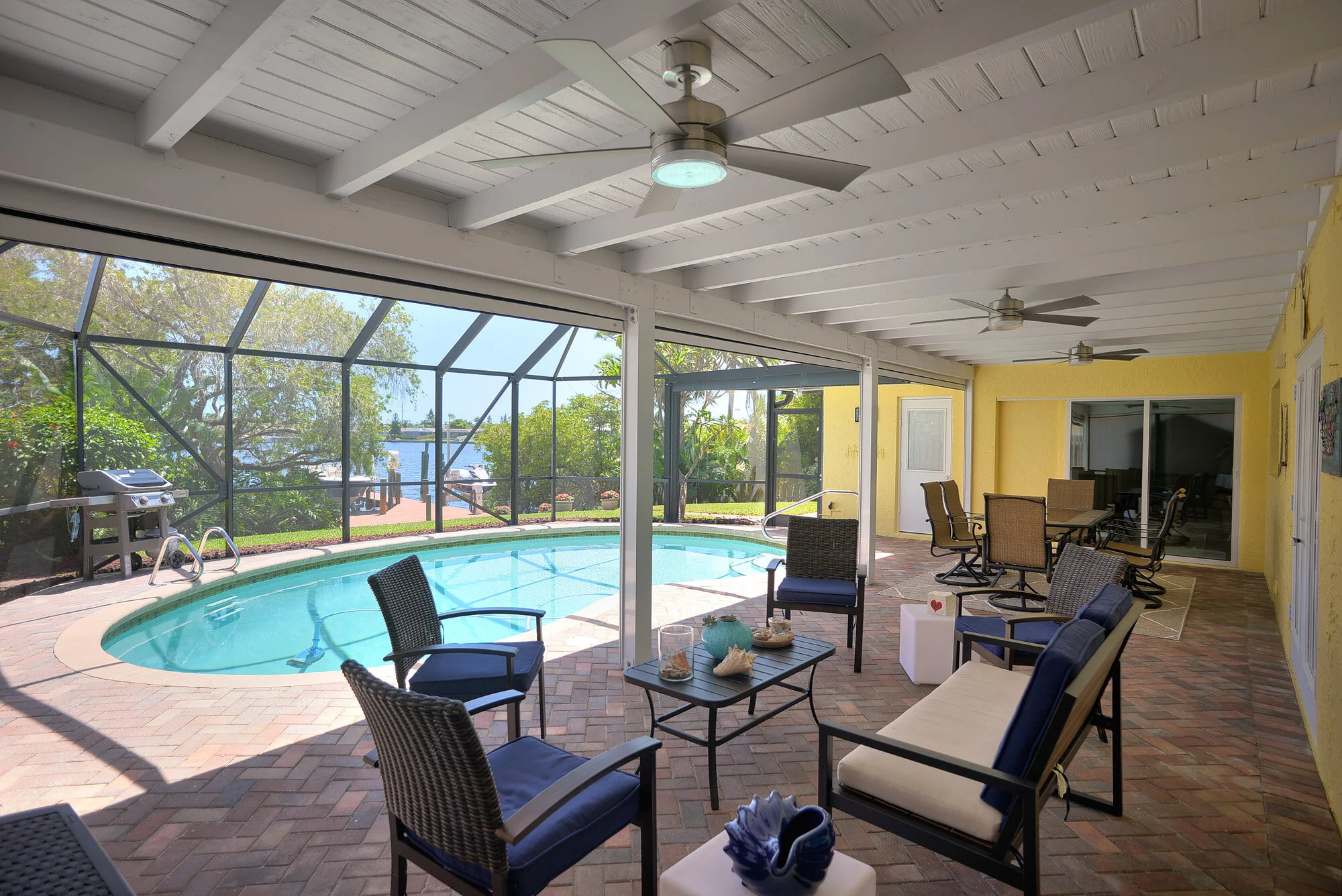covered porch south.jpg