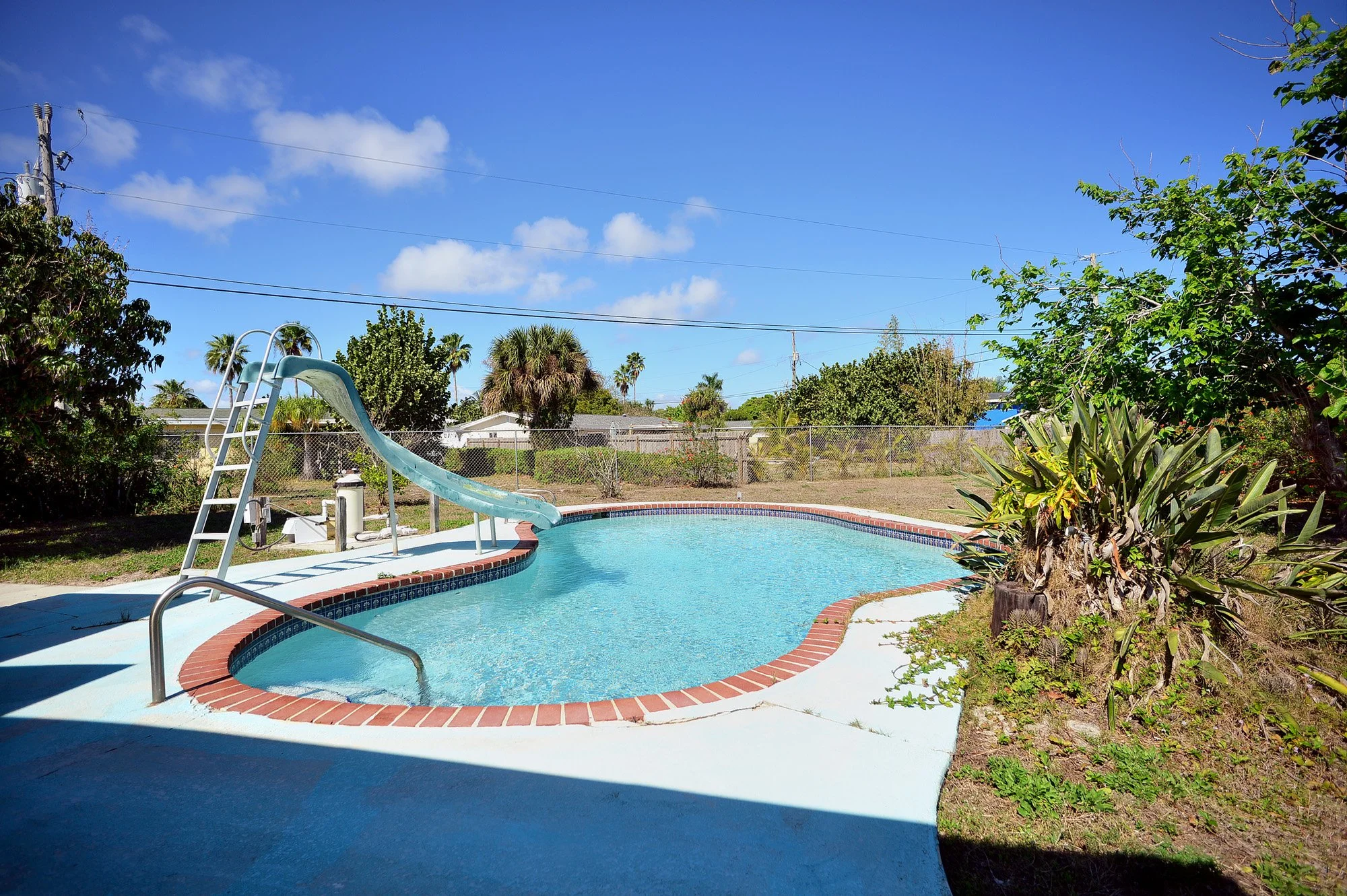 pool 1.jpg