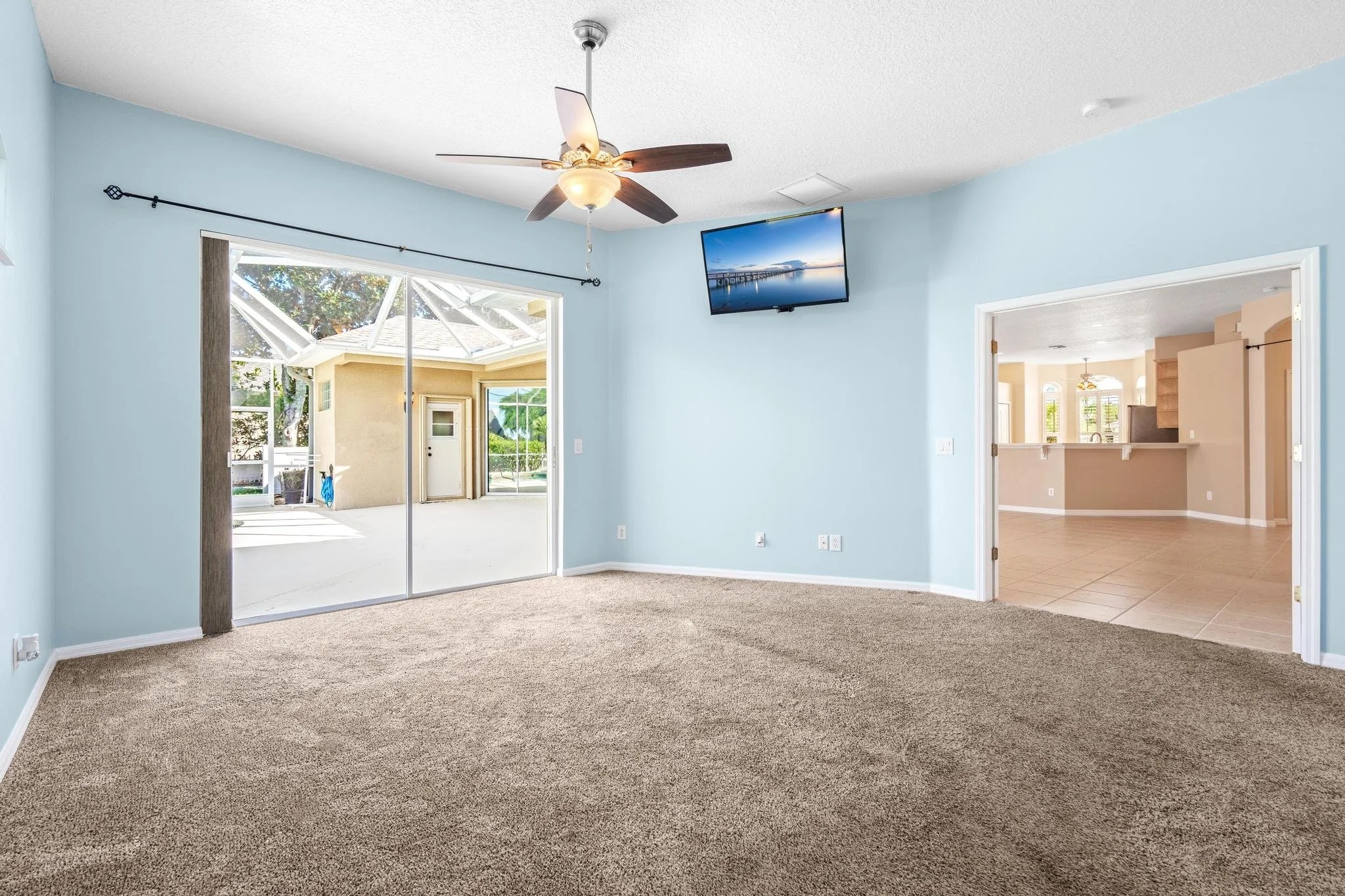 master bedroom 3.jpg