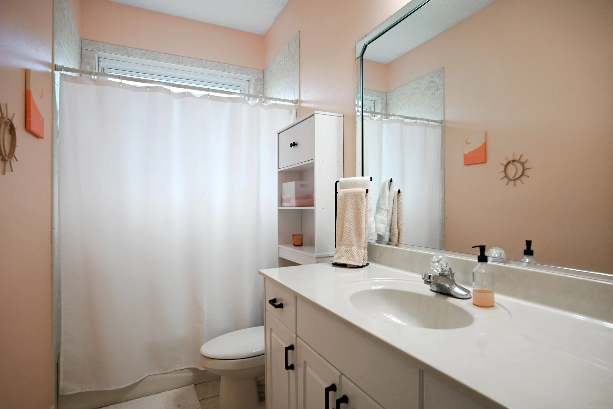 guest bath.jpg