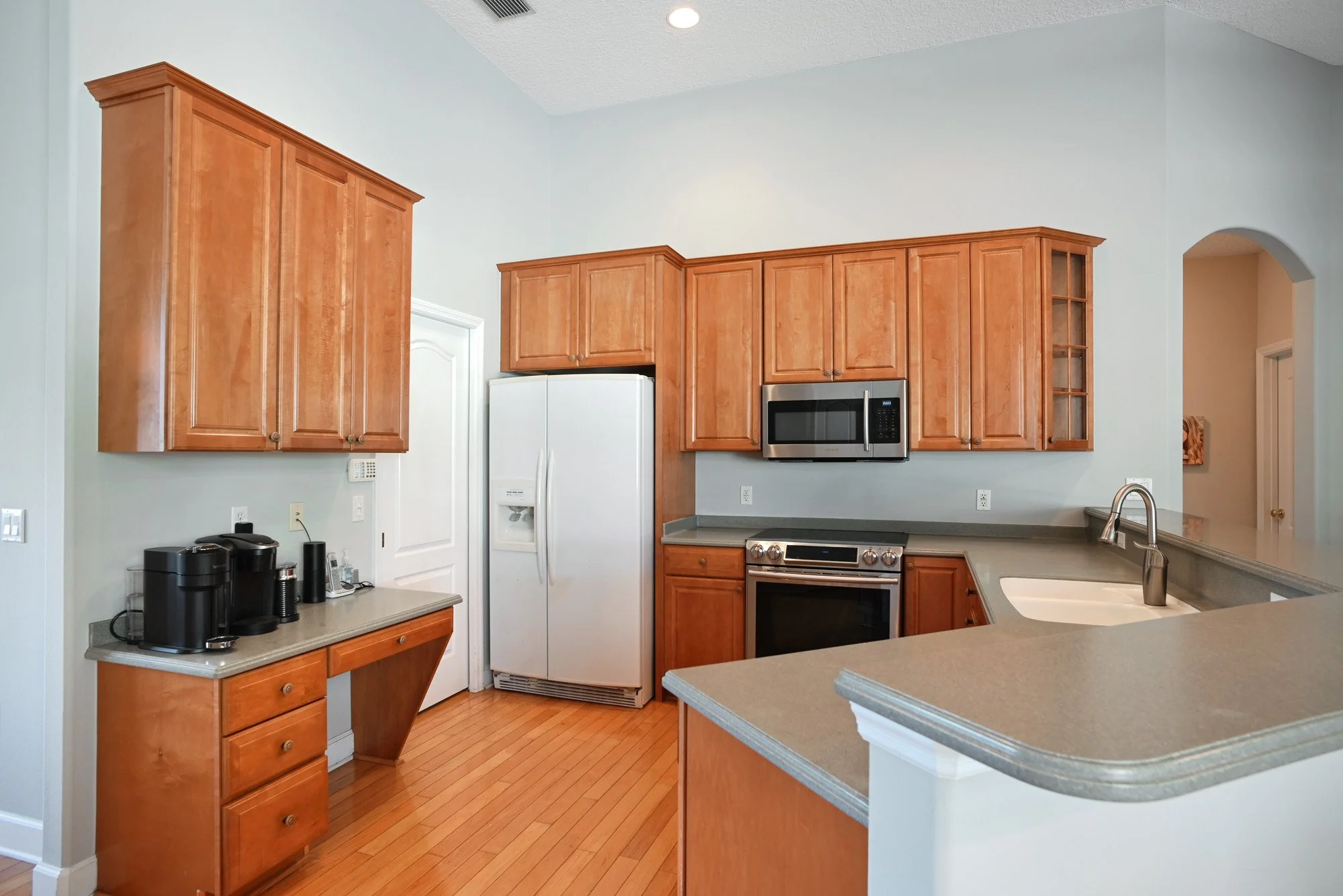 kitchen 1.jpg