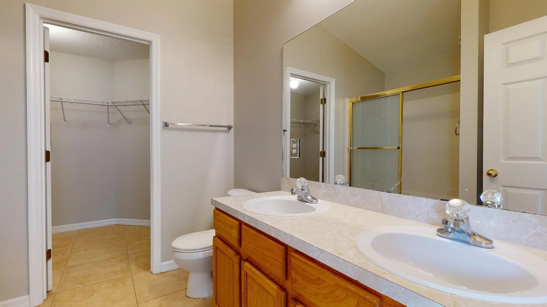 master bath 1.jpg