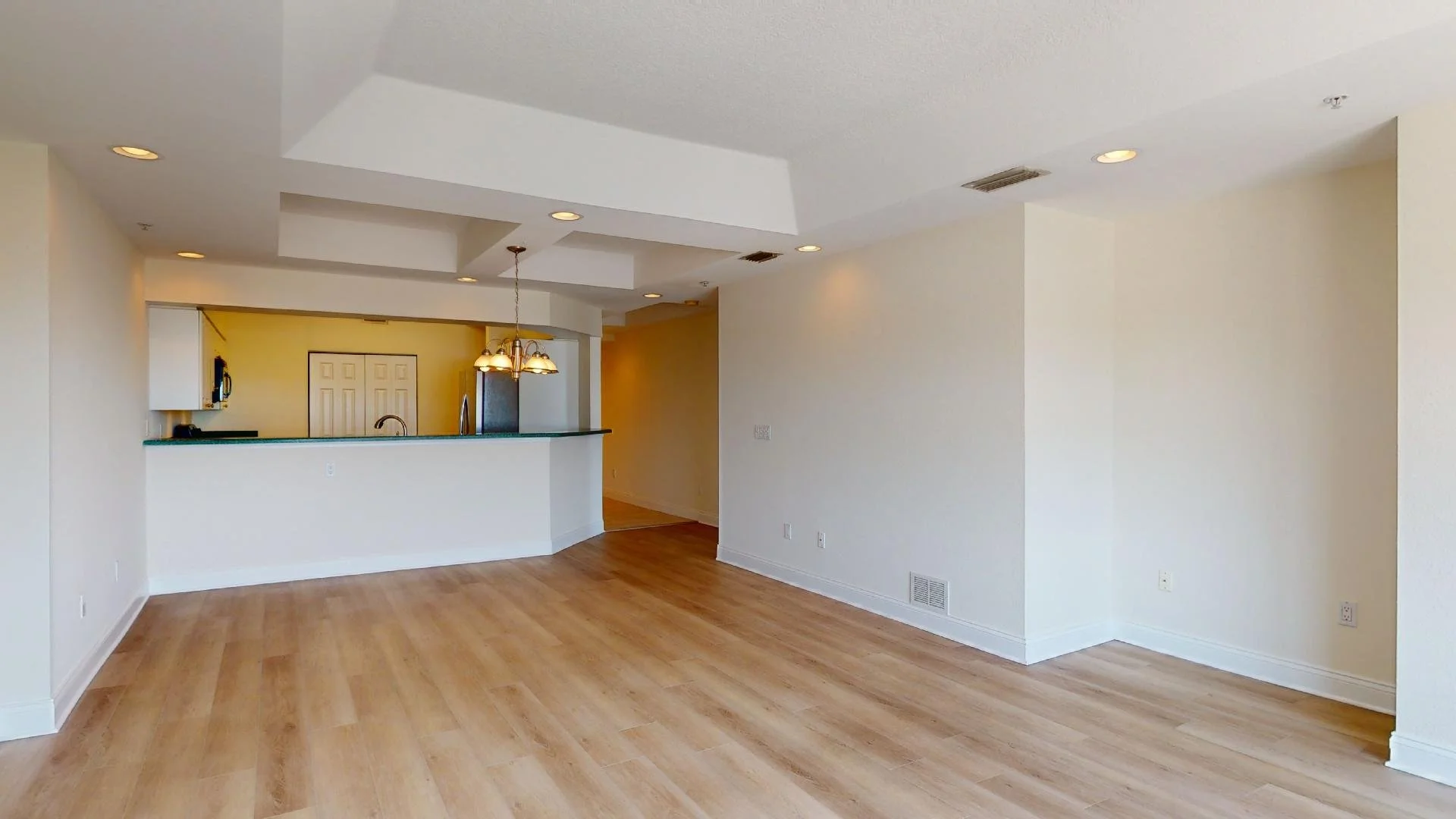 living dining 3.jpg