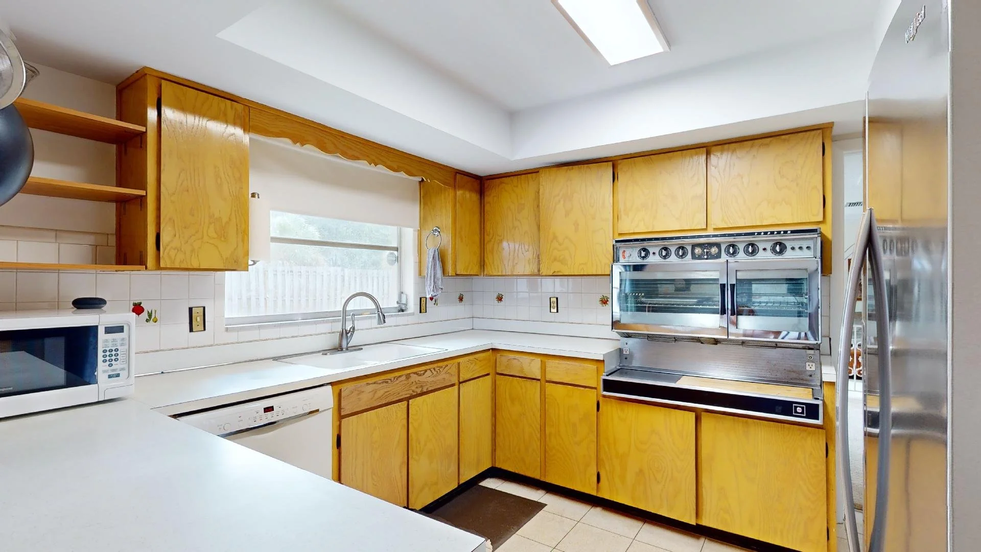 kitchen 1.jpg