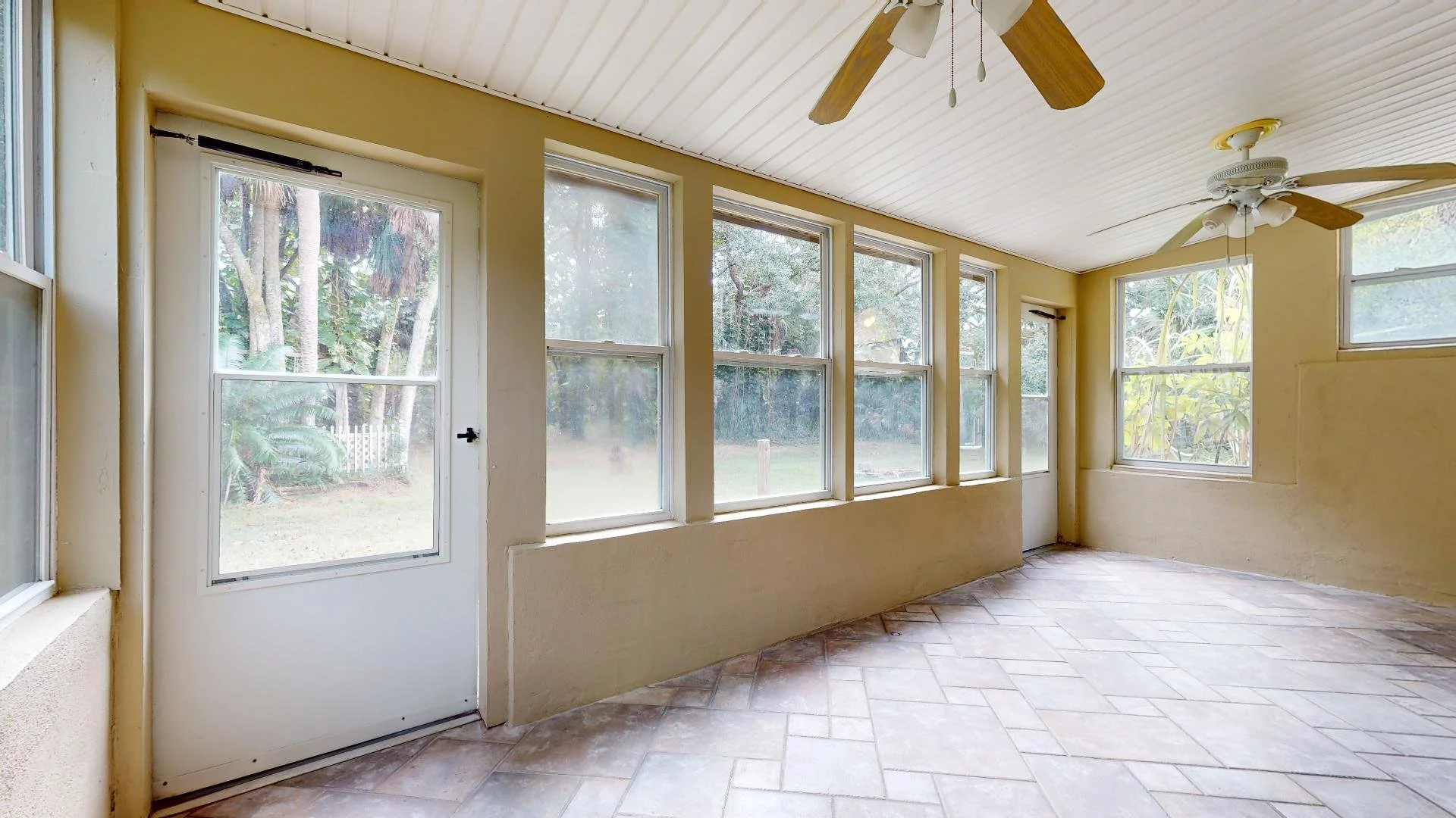 sunroom 2.jpg