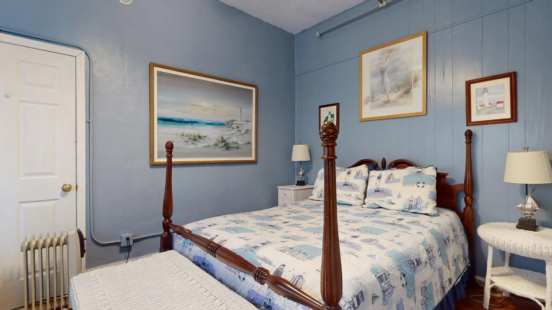 Lighthouse Suite - Bedroom.jpg