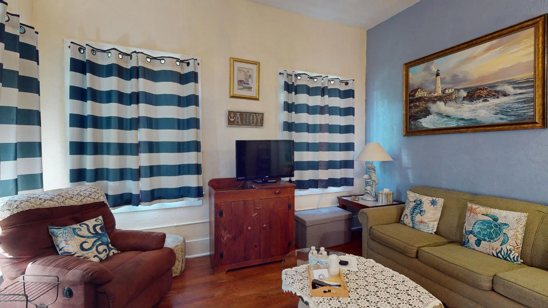 Lighthouse Suite - Sitting Area .jpg