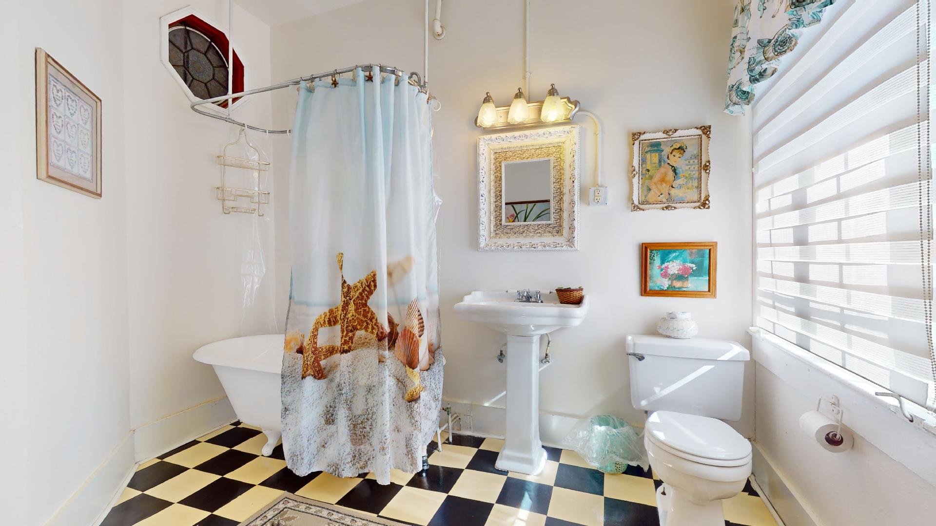 Opal Suite - Bathroom.jpg