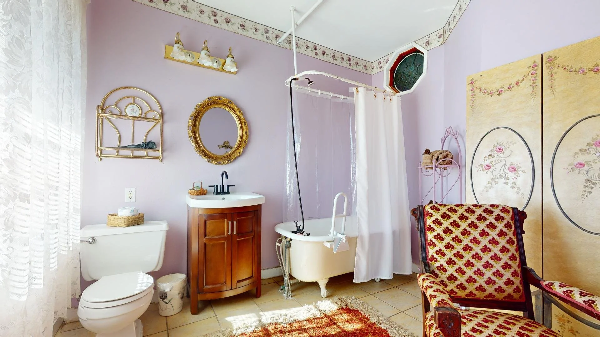 Ruby Suite - Bathroom.jpg