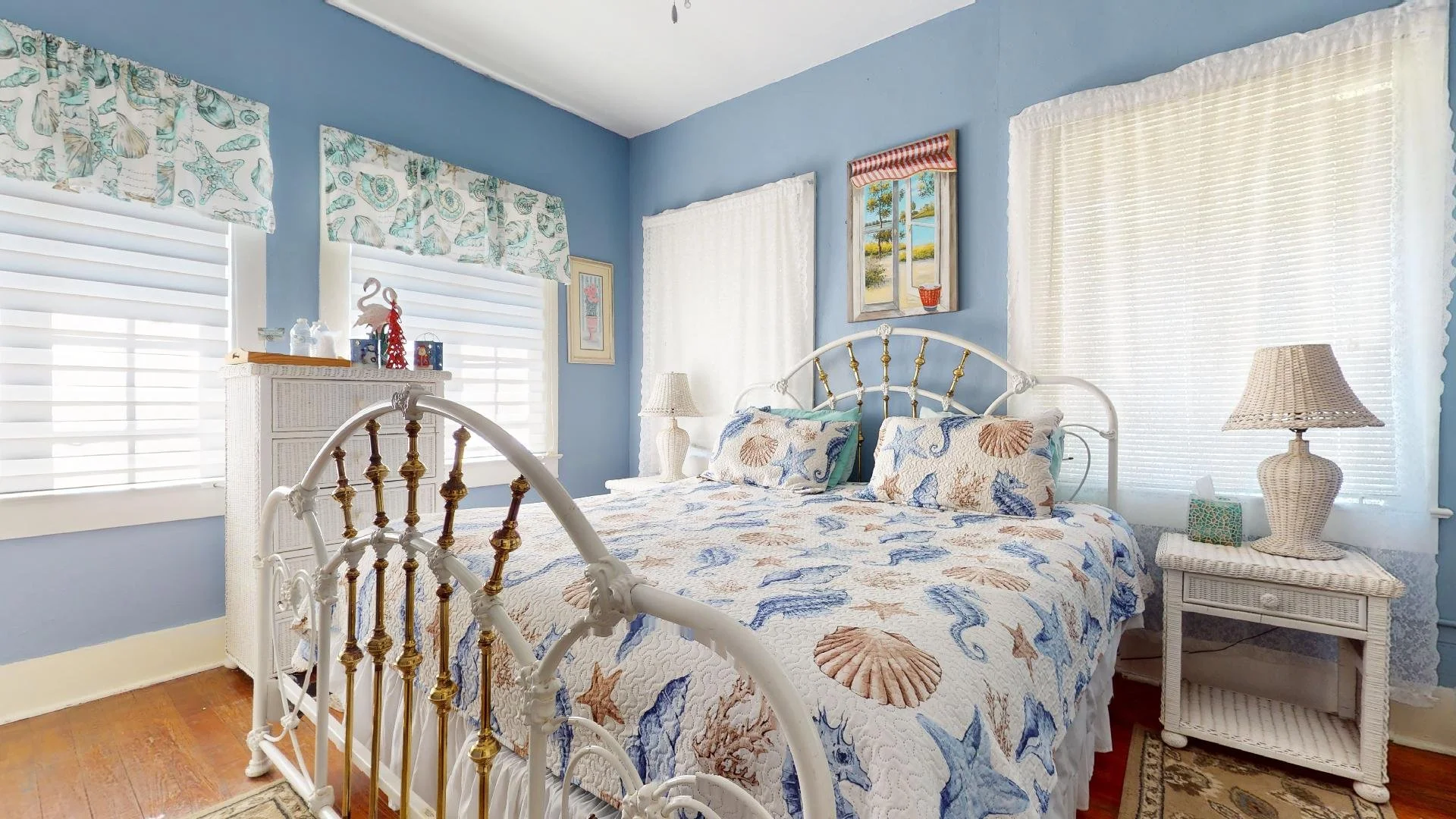 Opal Suite - Bedroom.jpg