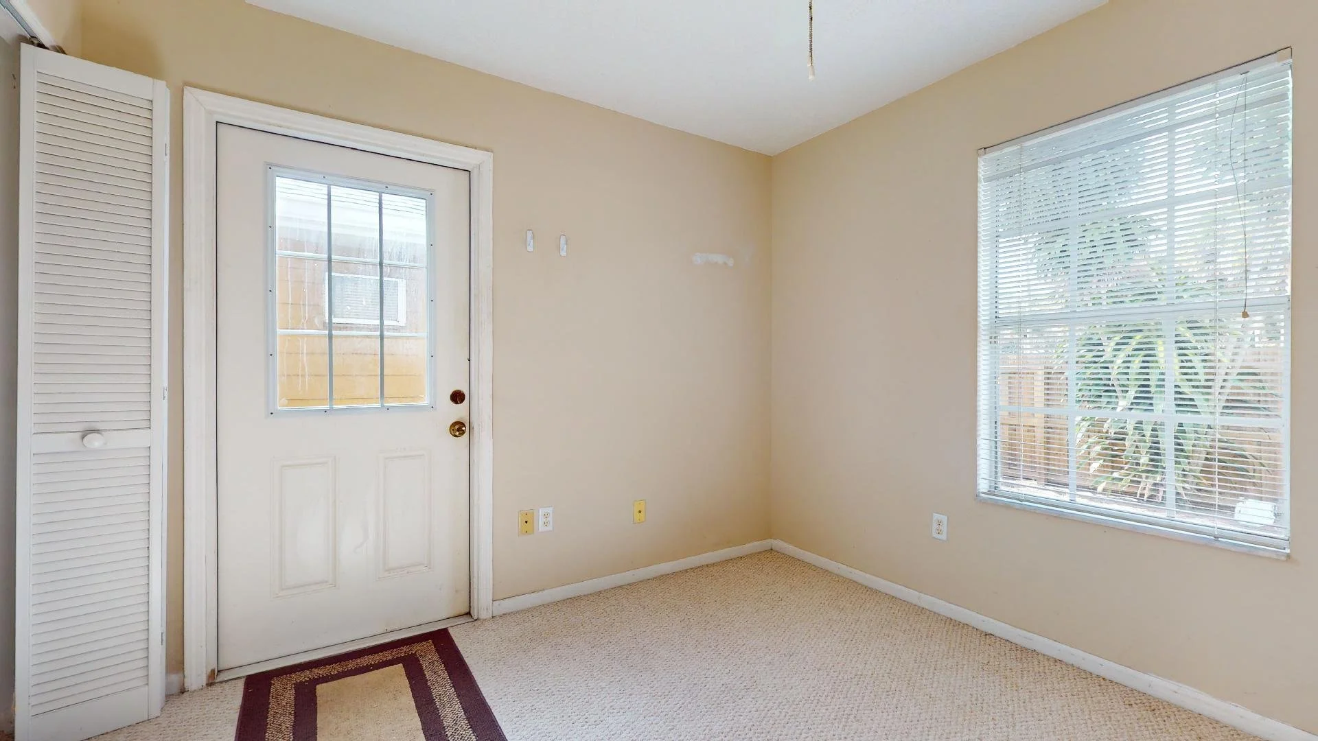 6710 Alazan - Bedroom - 2.jpg