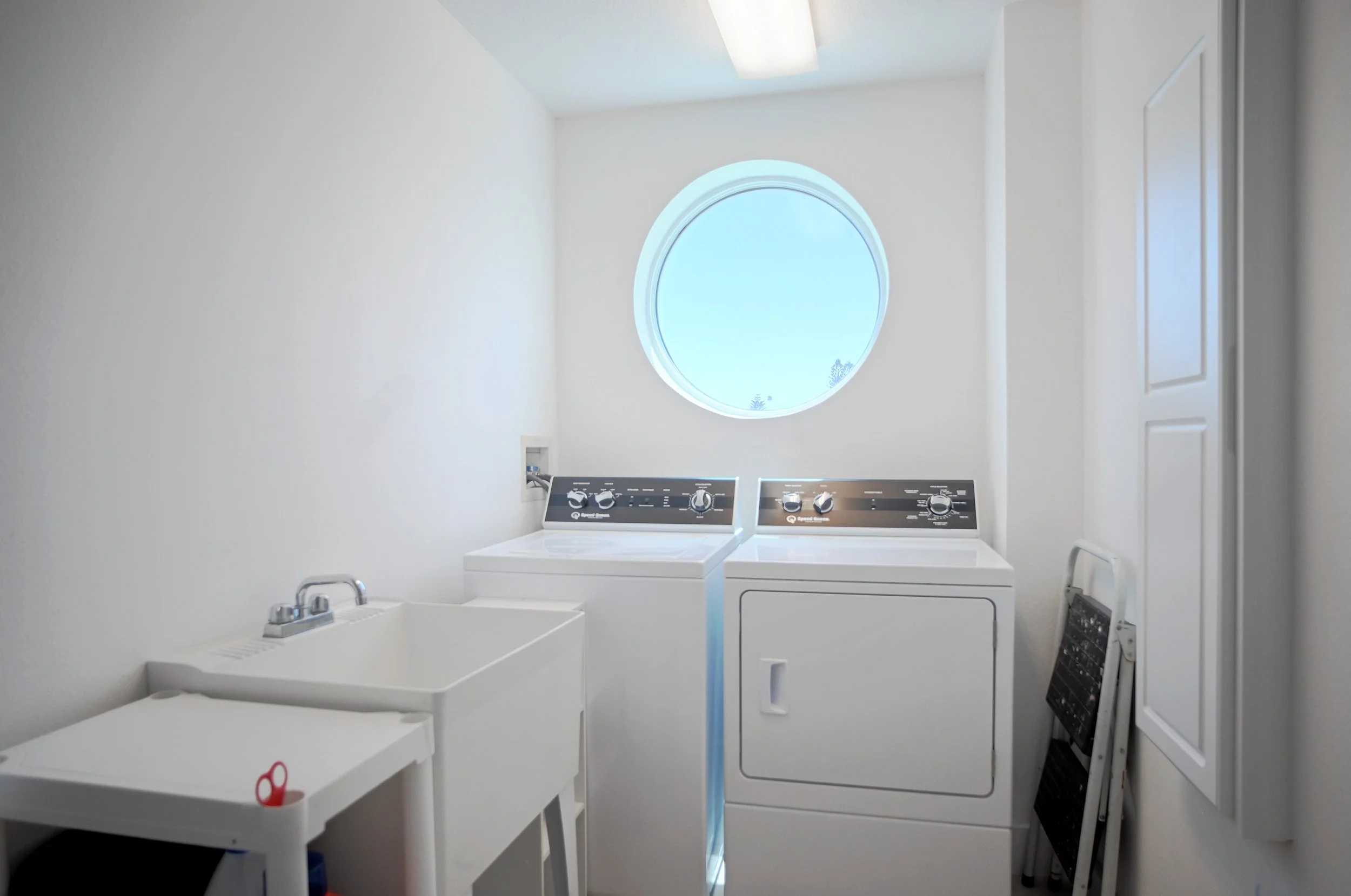 laundry.jpg