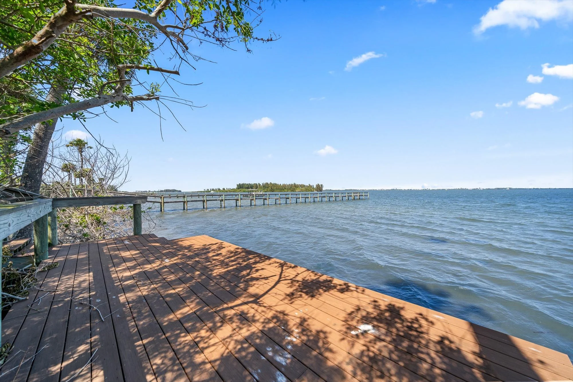 dock facing north.jpg