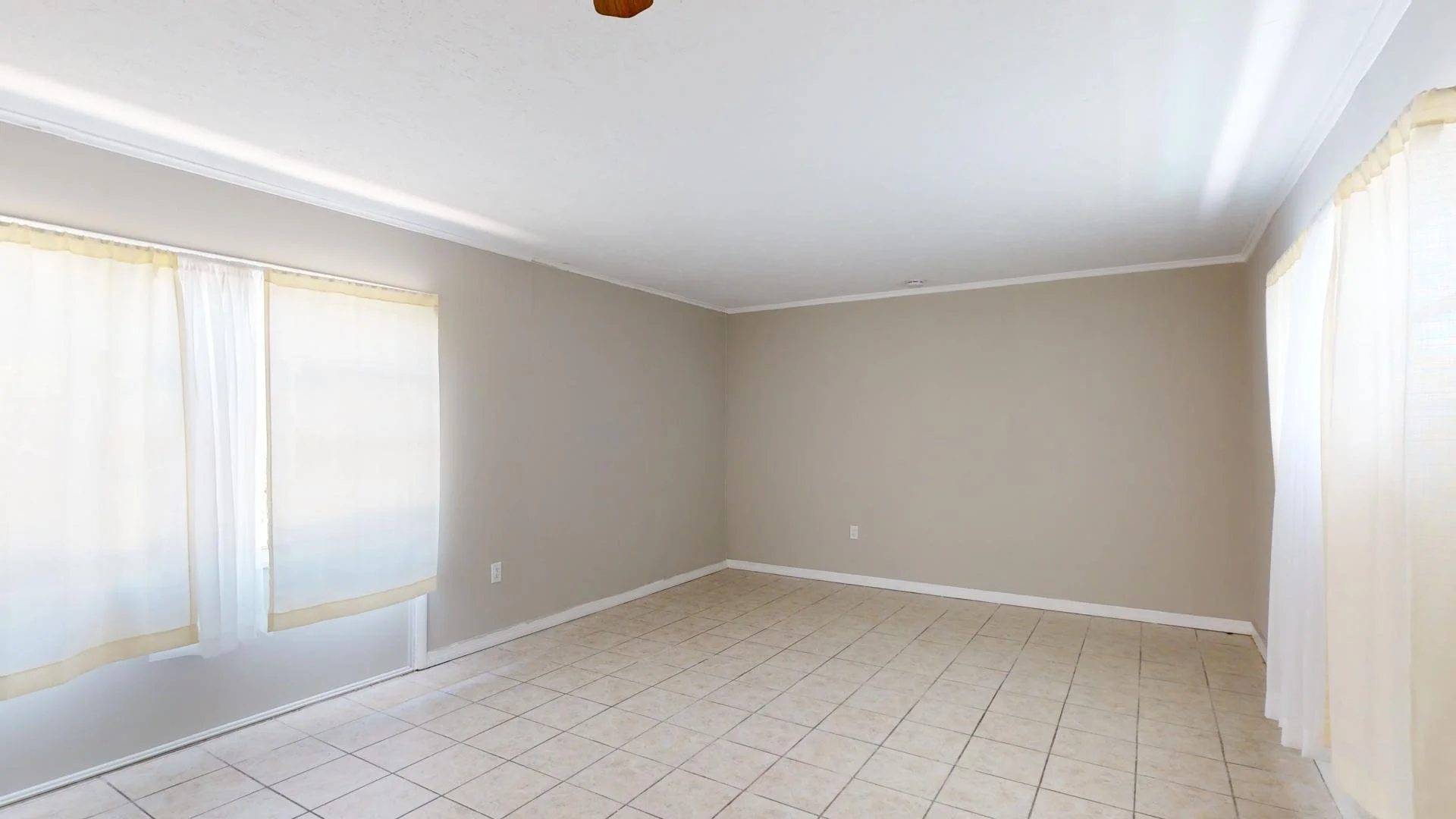 unit 1 bedroom 2.jpg
