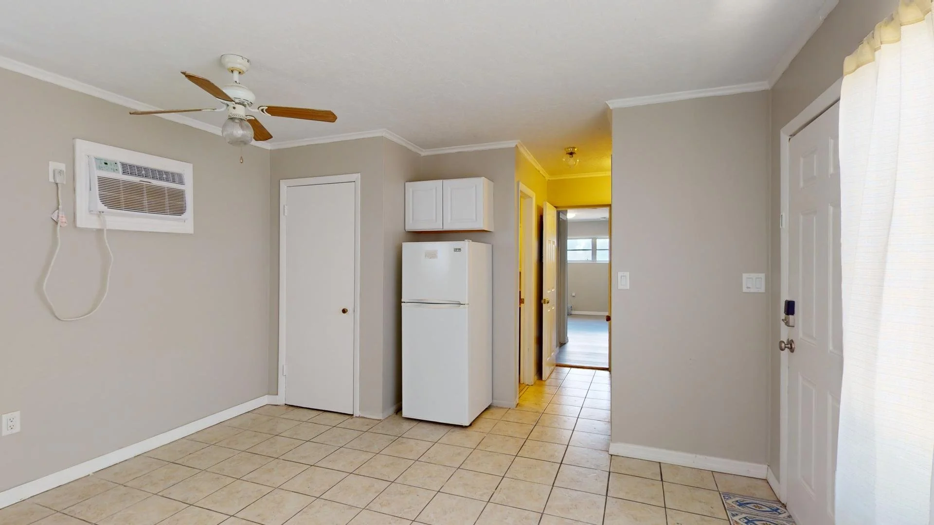 unit 1 entrance 2.jpg