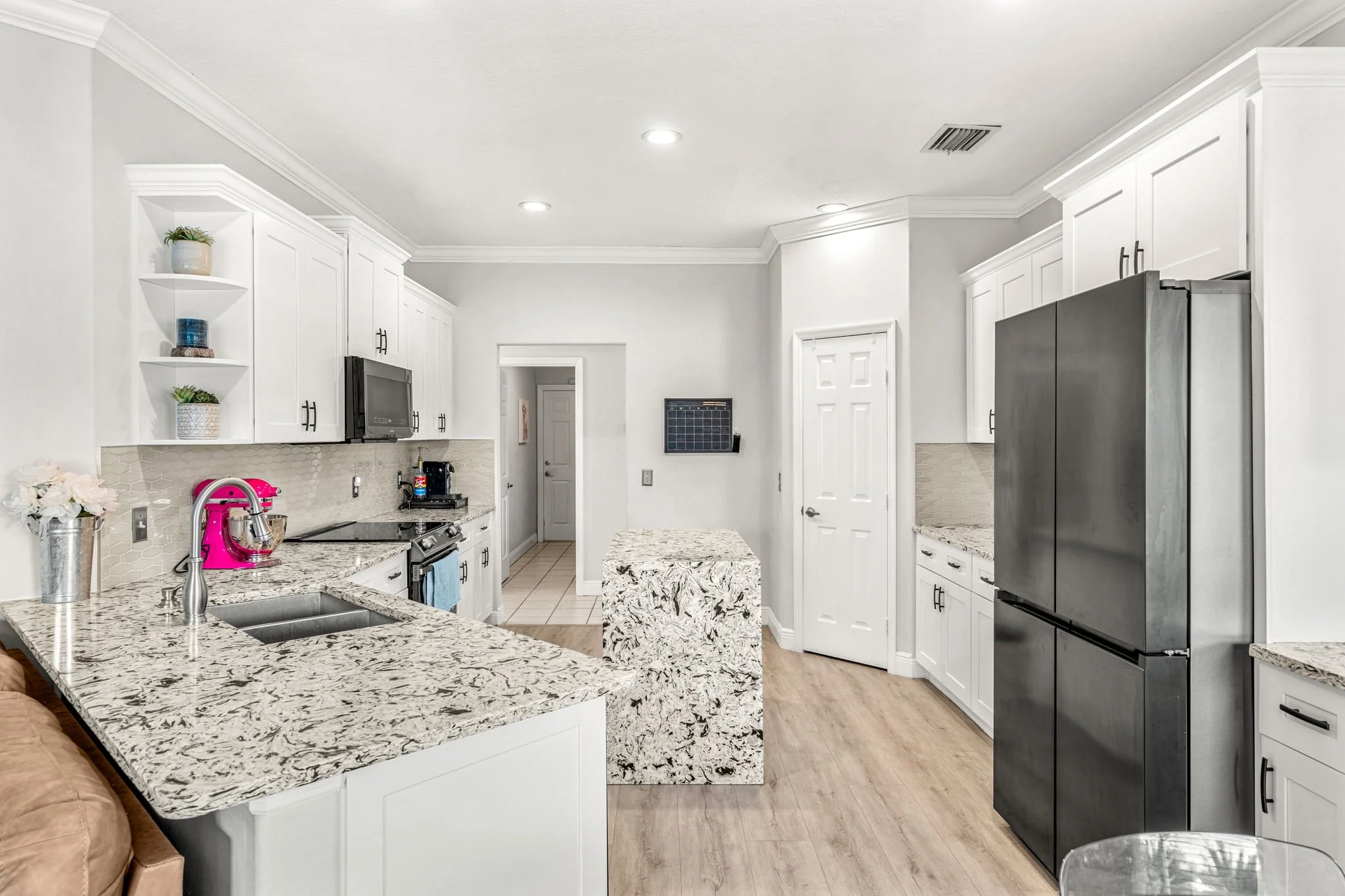 kitchen 4.jpg